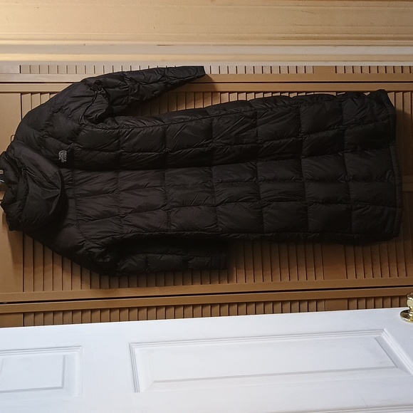 The Northface Metropolis Duster - Picture 4 of 10
